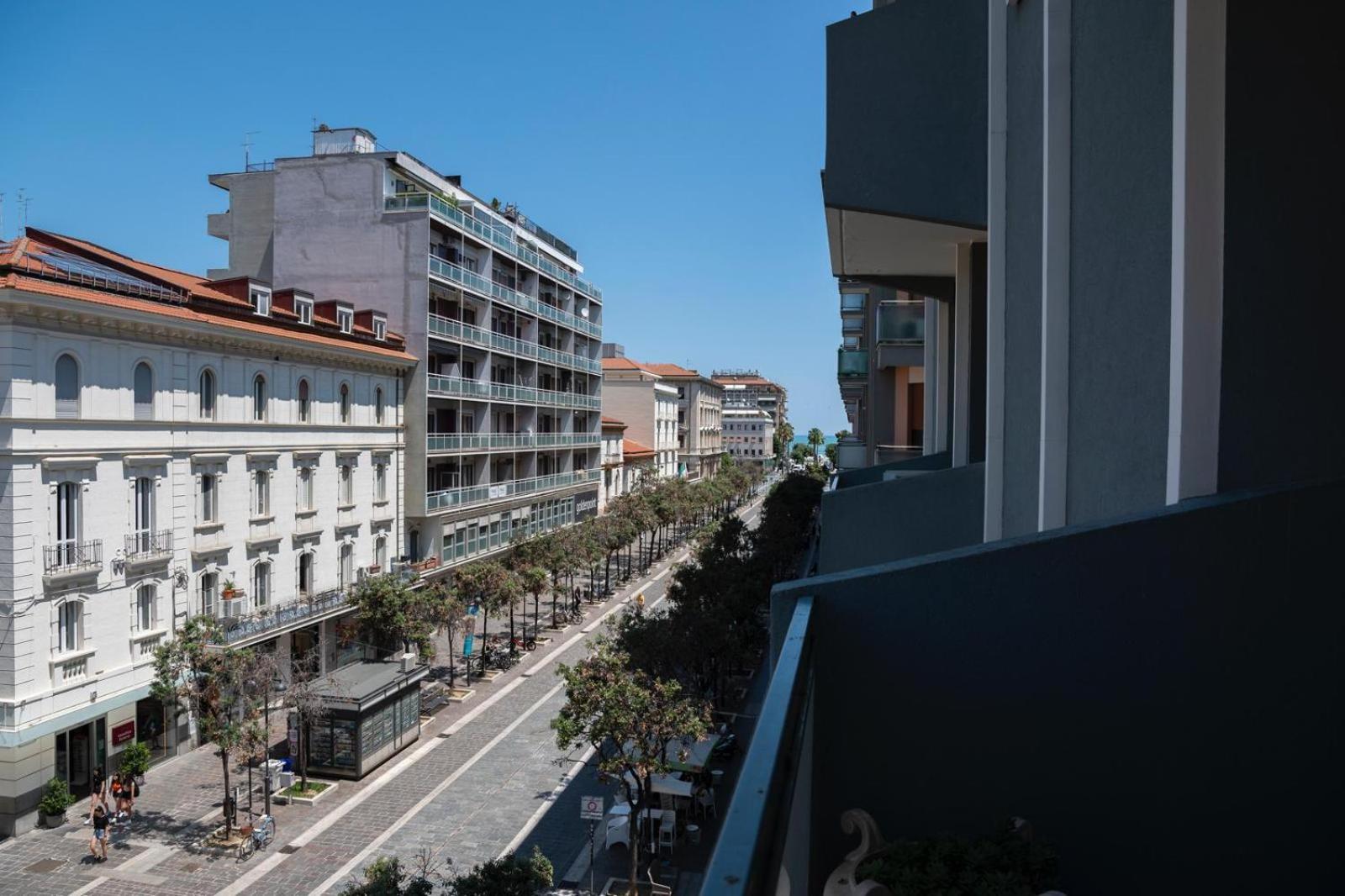 Milu Luxury Apartment Pescara Exterior foto